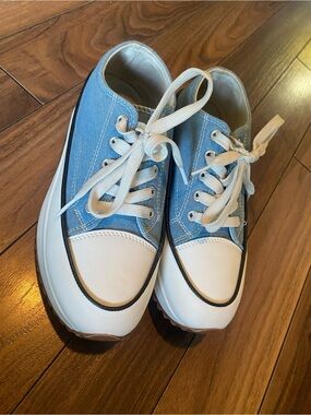 Platform sneakers